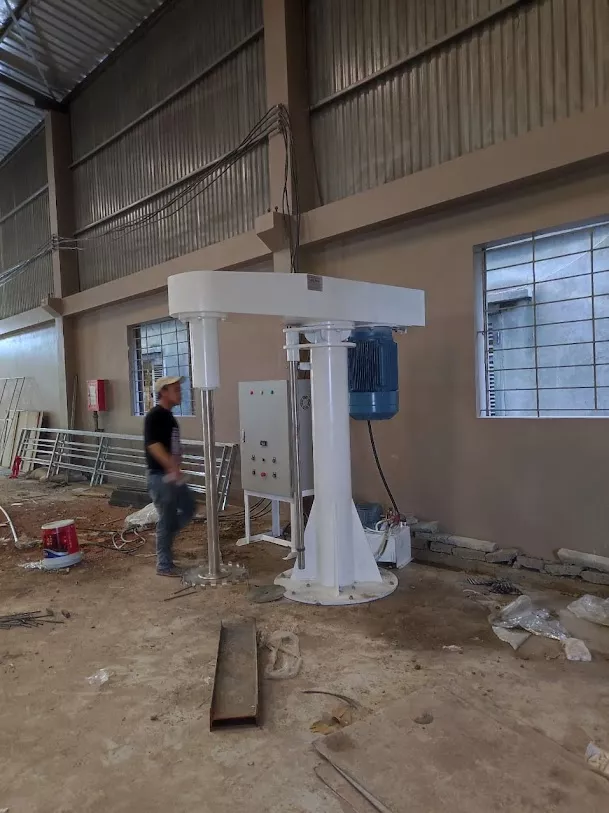 giá máy máy khuấy sơn 2500 lít