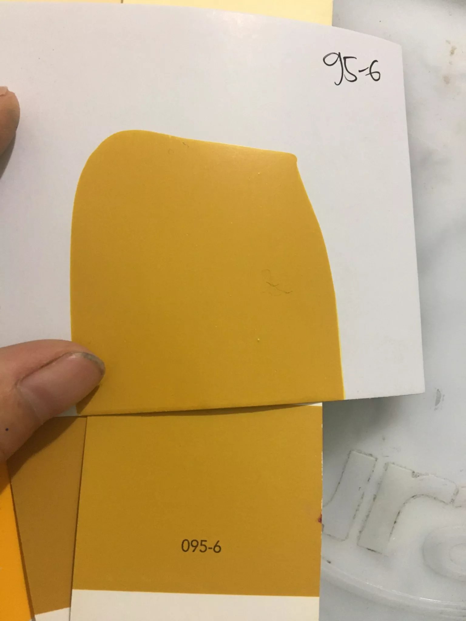 Test màu pha máy vi tính