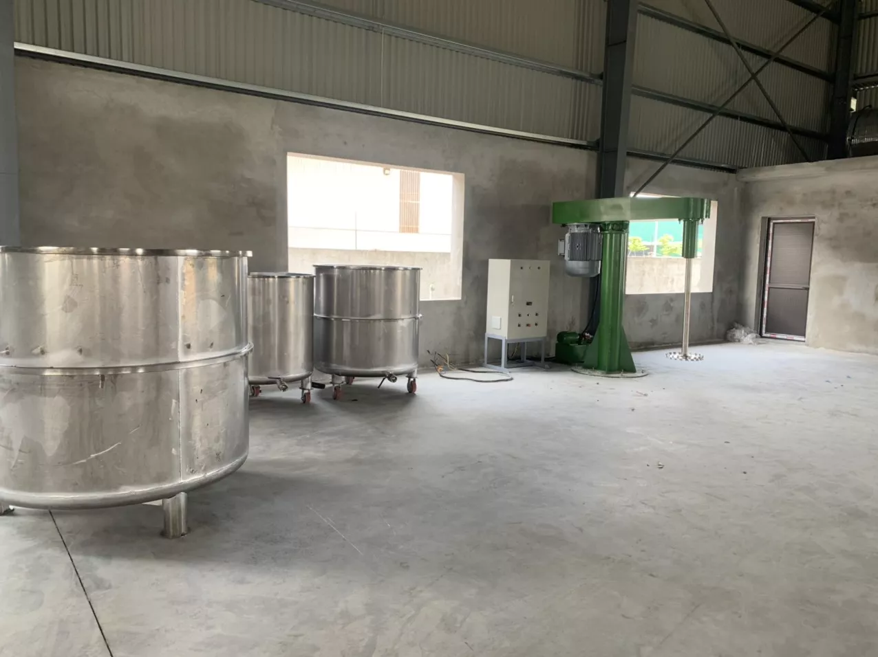 Máy khuấy sơn 3000 lít giá rẻ