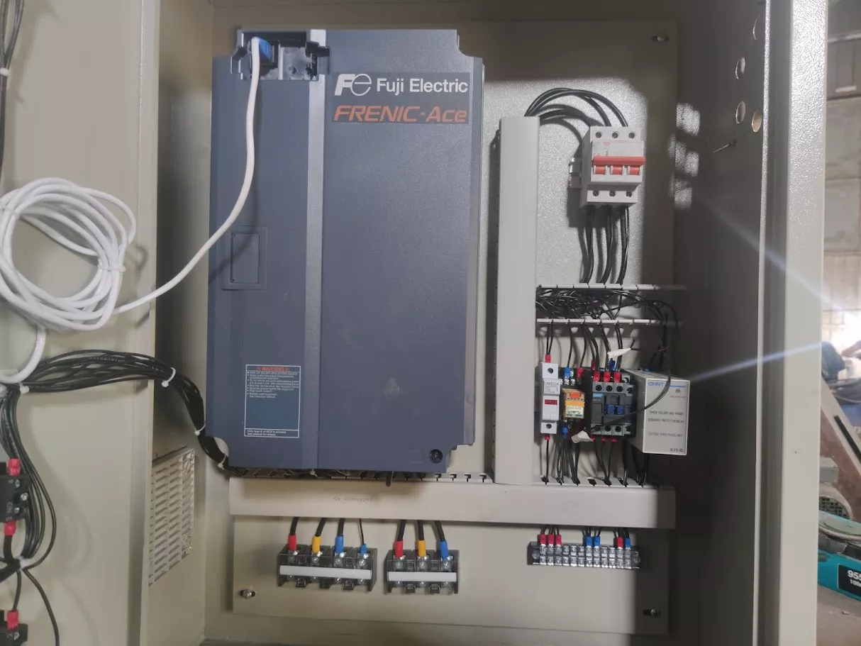 tủ điện máy khuấy 55kw
